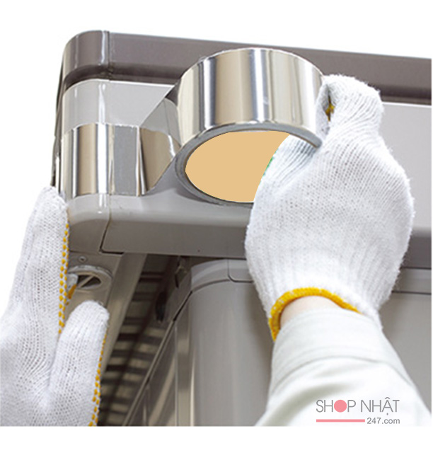 Băng dính nhôm dán kẽ hở ở bếp, bồn rửa bát, bề mặt kim loại