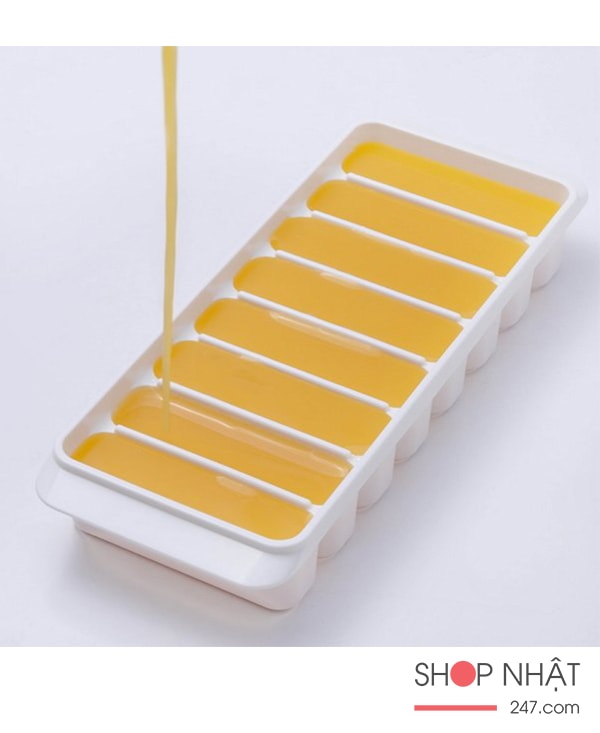 Khay đựng đồ ăn dặm 8 ngăn có nắp Kokubo