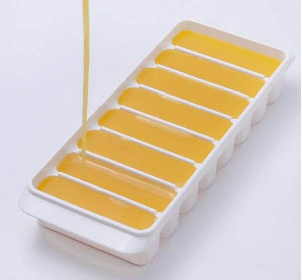 Khay đựng đồ ăn dặm 8 ngăn có nắp Kokubo