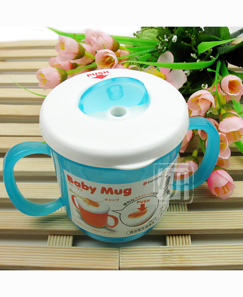 Cốc tập uông có tay cầm màu xanh