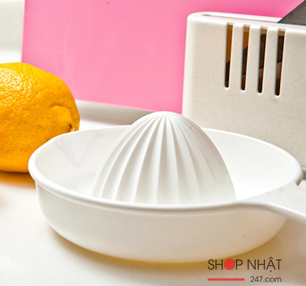 Dụng cụ vắt cam chanh cỡ to có tay cầm Inomata nội địa Nhật Bản