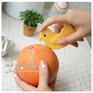 Dụng cụ bóc vỏ cam, quýt